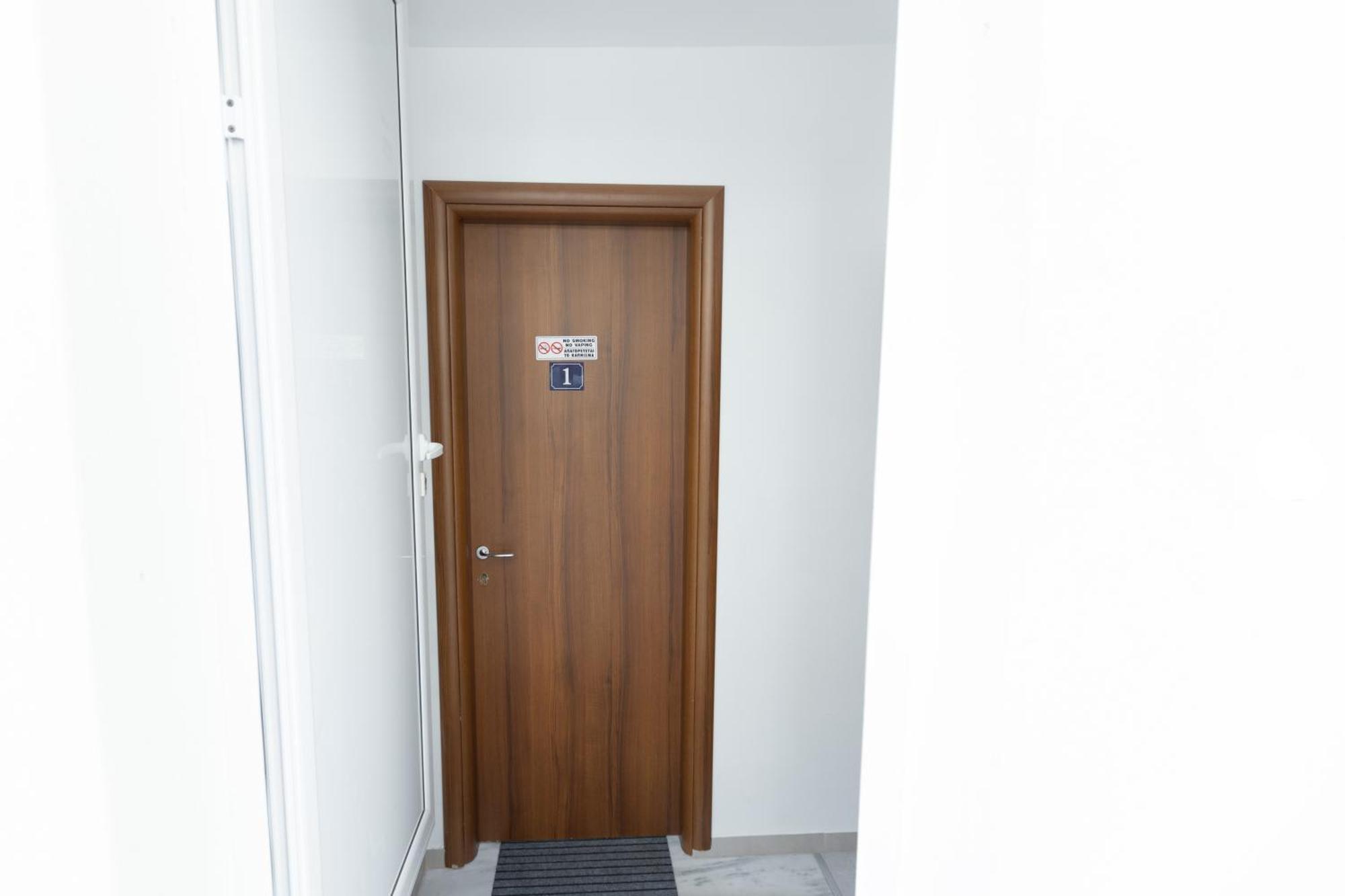Le Floor Apartment Tesalonika Bagian luar foto